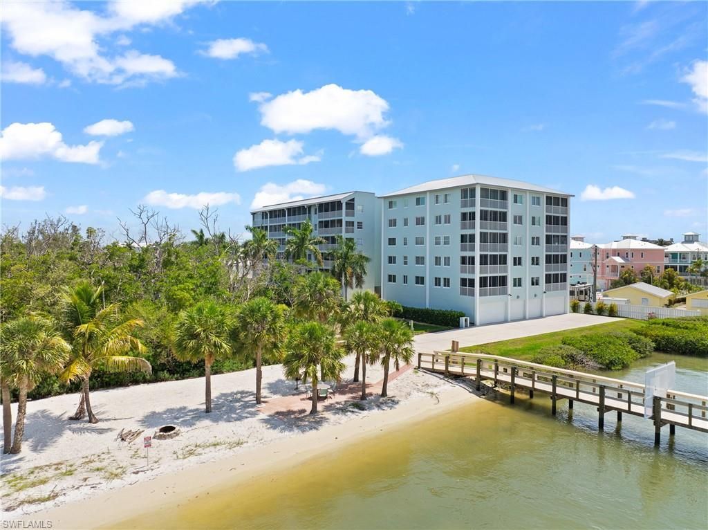 345 Mango St, Unit 605, Fort Myers Beach, FL 33931 Photo