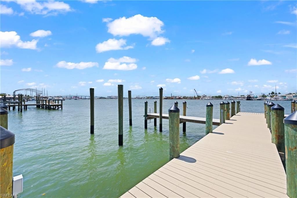 345 Mango St, Unit 605, Fort Myers Beach, FL 33931 Photo
