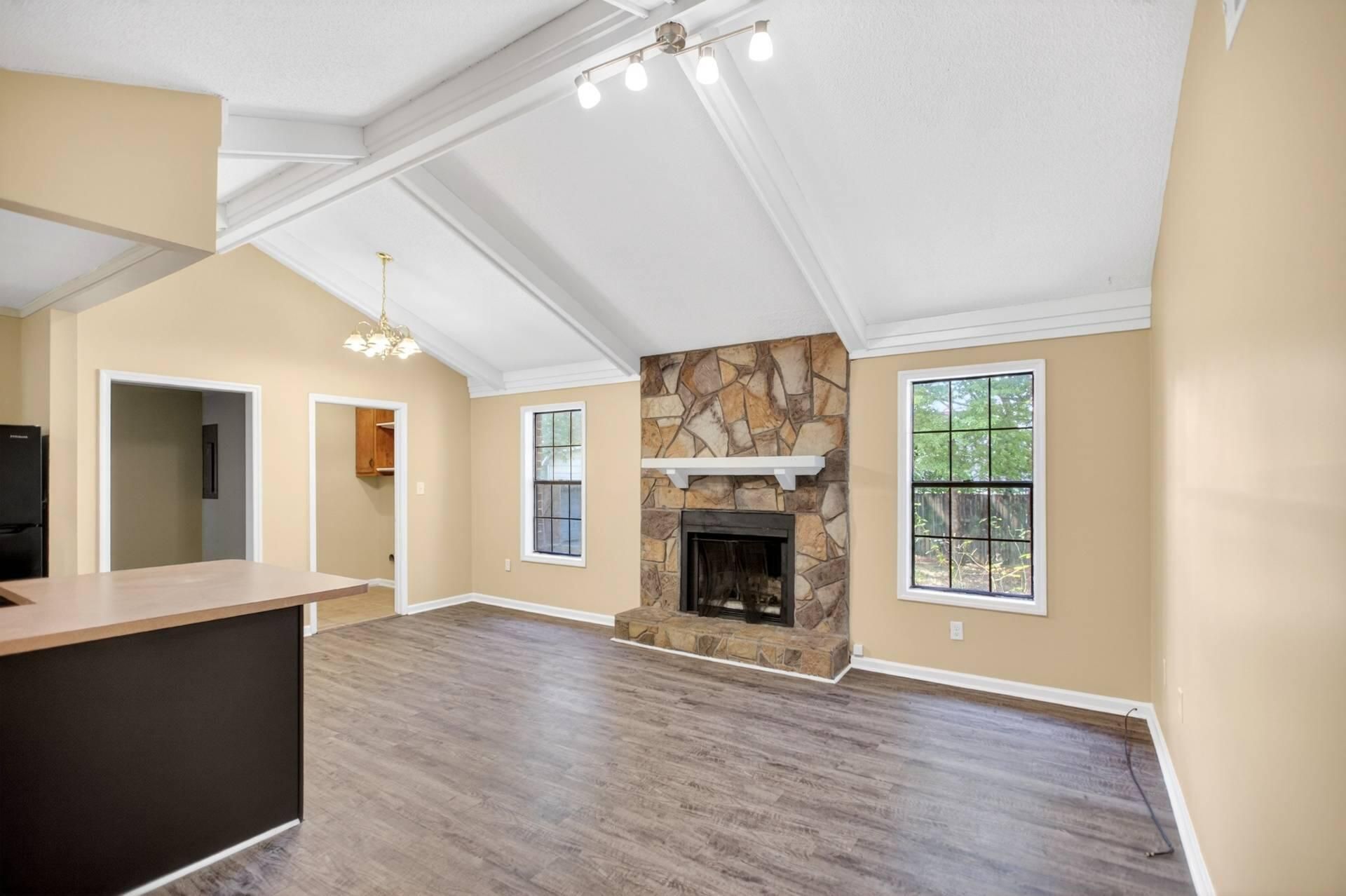 103 Cambell Court Photo 12