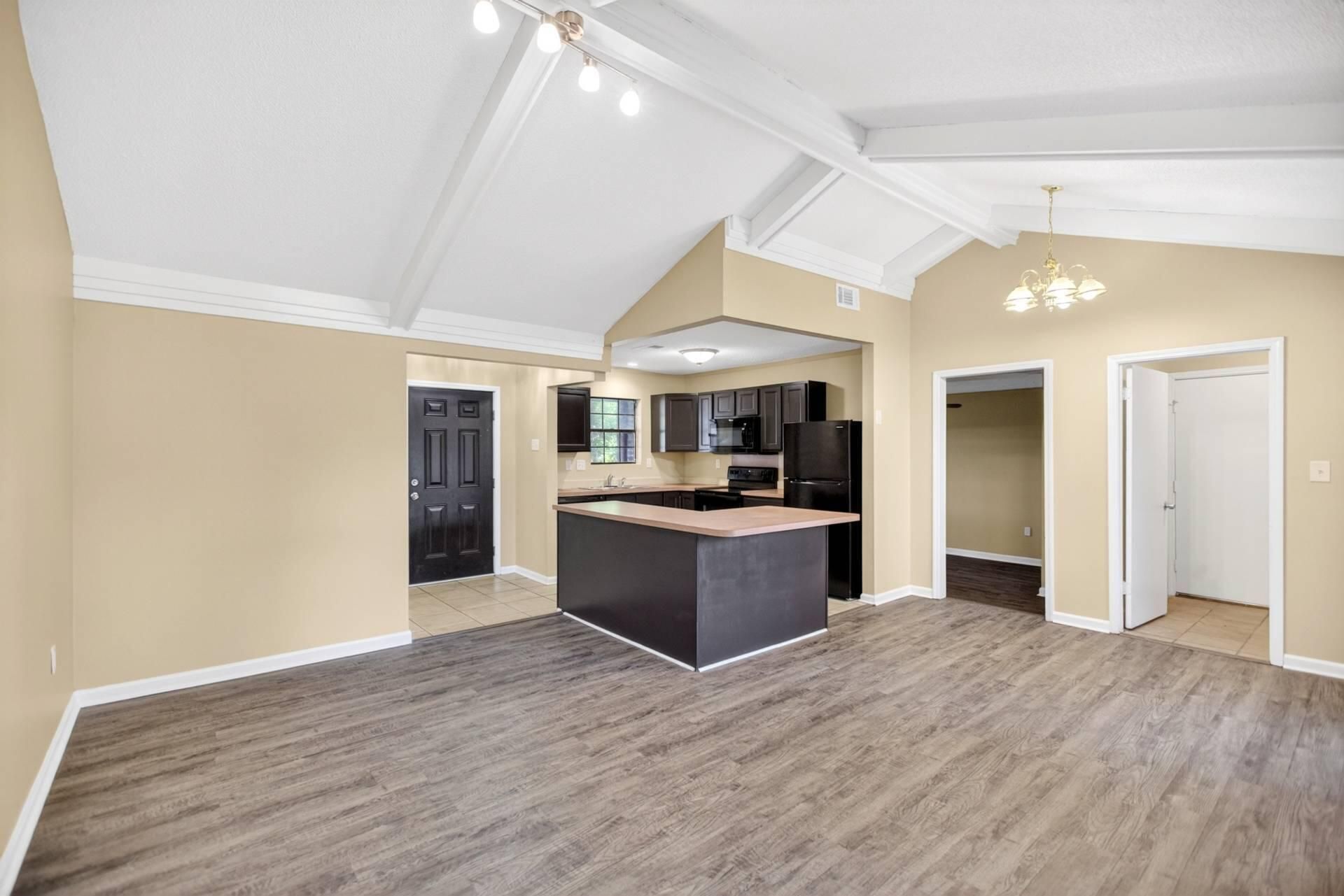 103 Cambell Court Photo 13