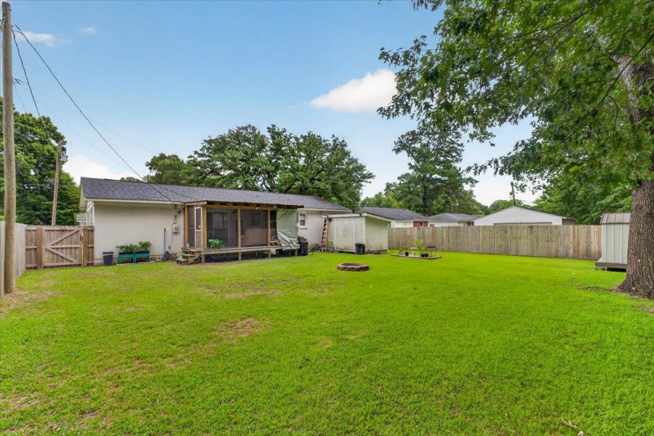 435 Jean Wells Drive Photo 24