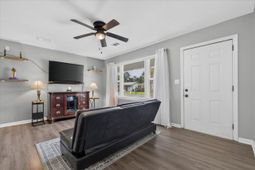 435 Jean Wells Drive photo 4