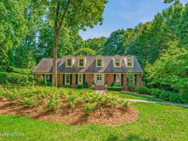 5304 Hickory Hollow Rd, Knoxville, TN 37919