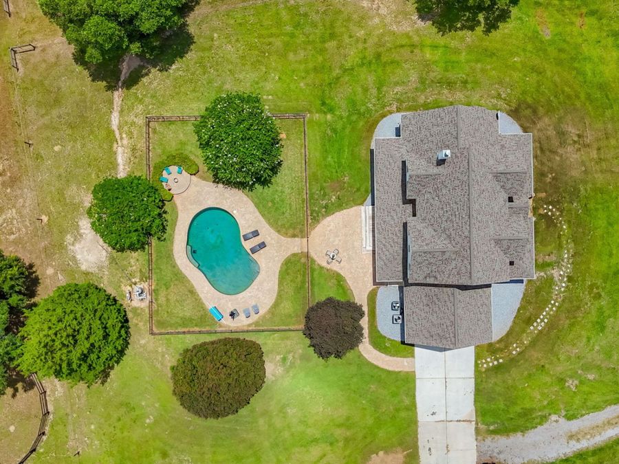 Property Image 95