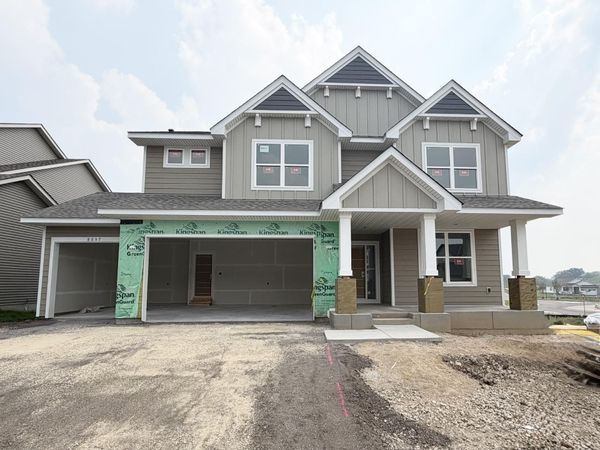 8657 Periwinkle Boulevard, Woodbury, MN 55129