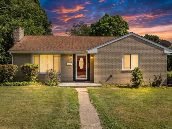 1641 Highland Rd, Conway, PA 15027