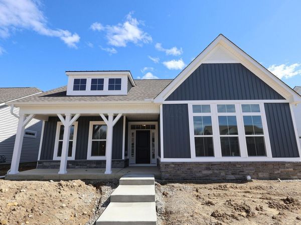 4541 Corsican E, Hilliard, OH 43026
