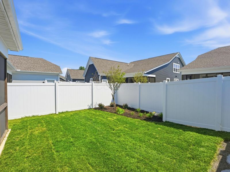 4541 Corsican E, Hilliard, OH 43026 Photo 14