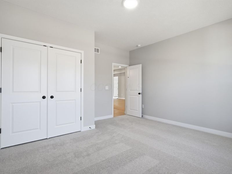 4541 Corsican E, Hilliard, OH 43026 Photo 18