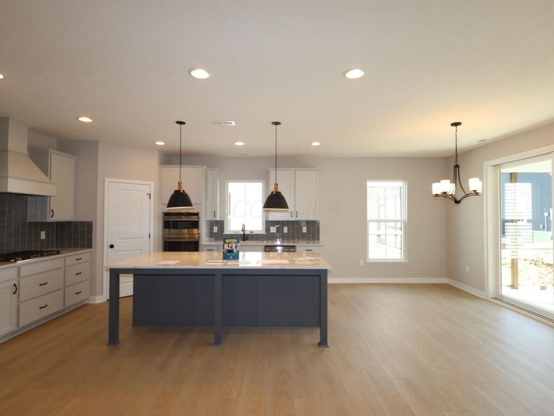 4541 Corsican E, Hilliard, OH 43026 Photo 5