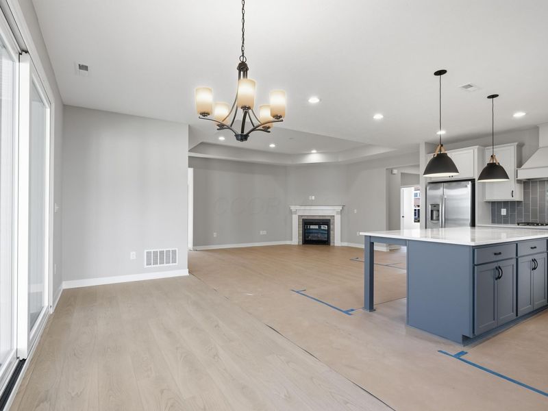 4541 Corsican E, Hilliard, OH 43026 Photo 9