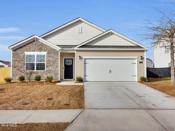 501 Dakota Avenue , New Bern, NC 28560