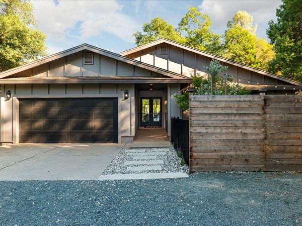 10411 Rough And Ready Rd, Rough and Ready, CA 95975