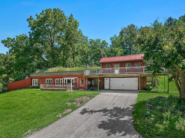 N8083 Amundson Coulee Rd, Farmington, WI 54636