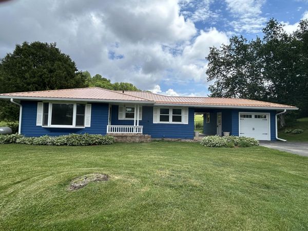 N8158 County Road C -, Farmington, WI 54644