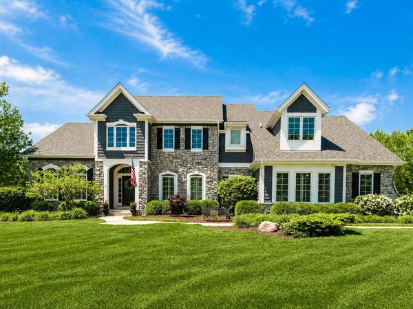 1260 Four Winds Way, Hartland, WI 53029