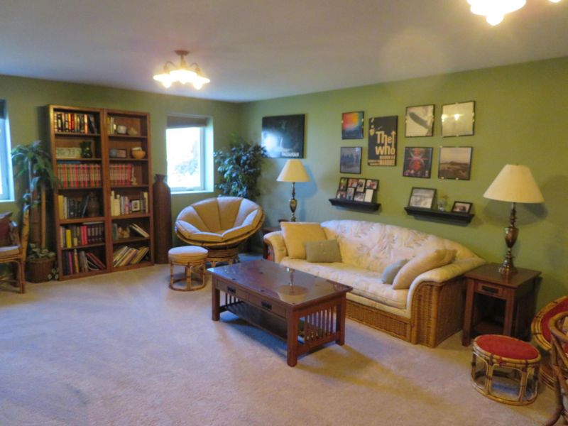 945 Farmington Lane , Delaware, OH 43015 Photo 18