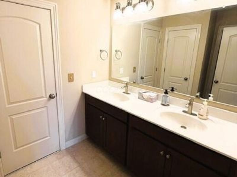 945 Farmington Lane , Delaware, OH 43015 Photo 31