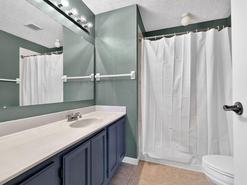5988 Heather Glen Boulevard, Dublin, OH 43016 Photo 10