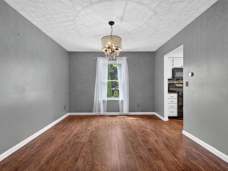 5988 Heather Glen Boulevard, Dublin, OH 43016 Photo 5