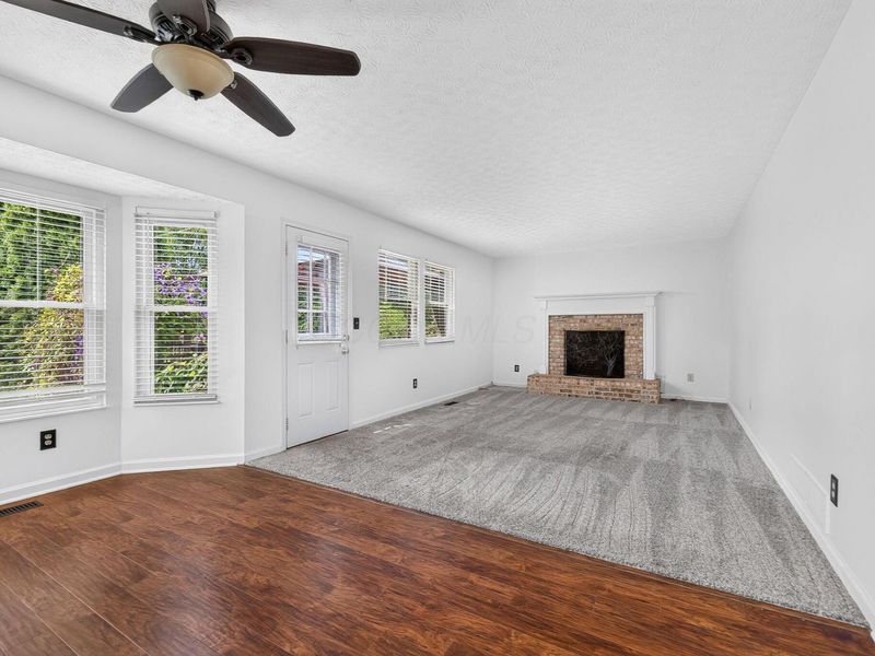 5988 Heather Glen Boulevard, Dublin, OH 43016 Photo 7