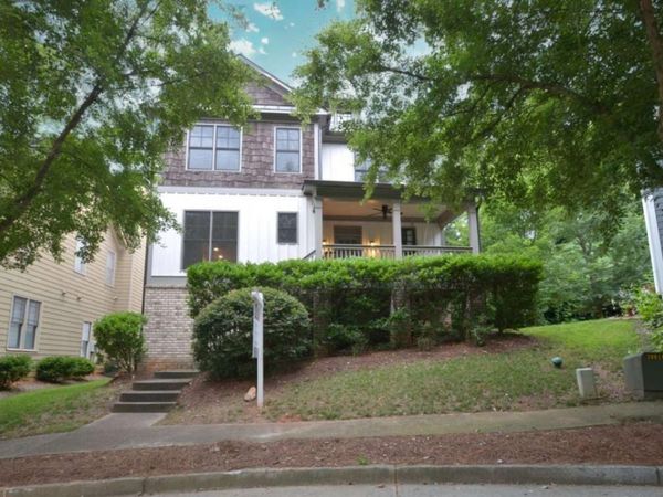 1376 Park Trace SE, Atlanta, GA 30315