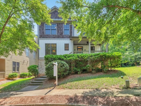 1376 Park Trace SE, Atlanta, GA 30315