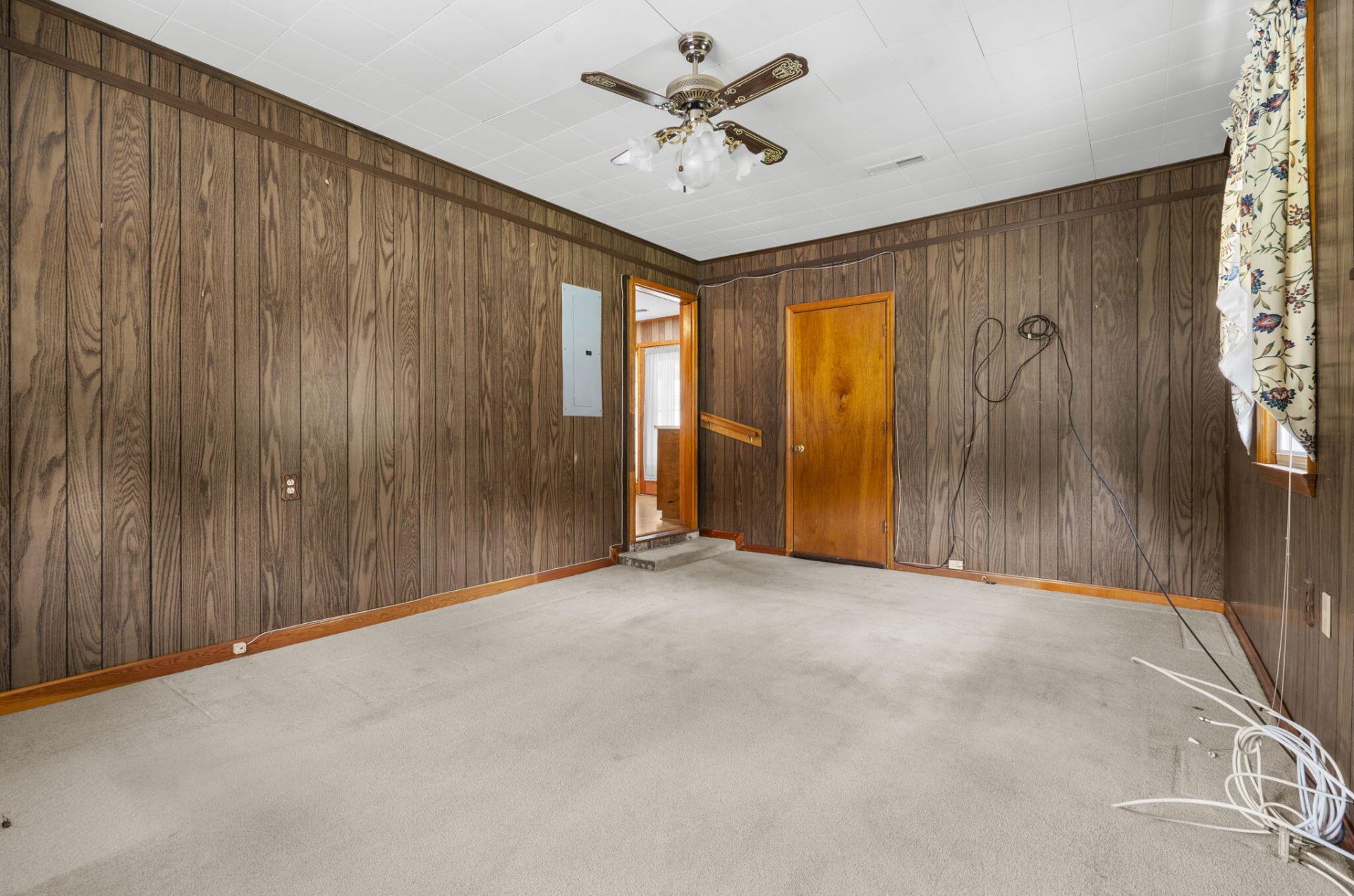 2 Elberton Avenue Photo 13