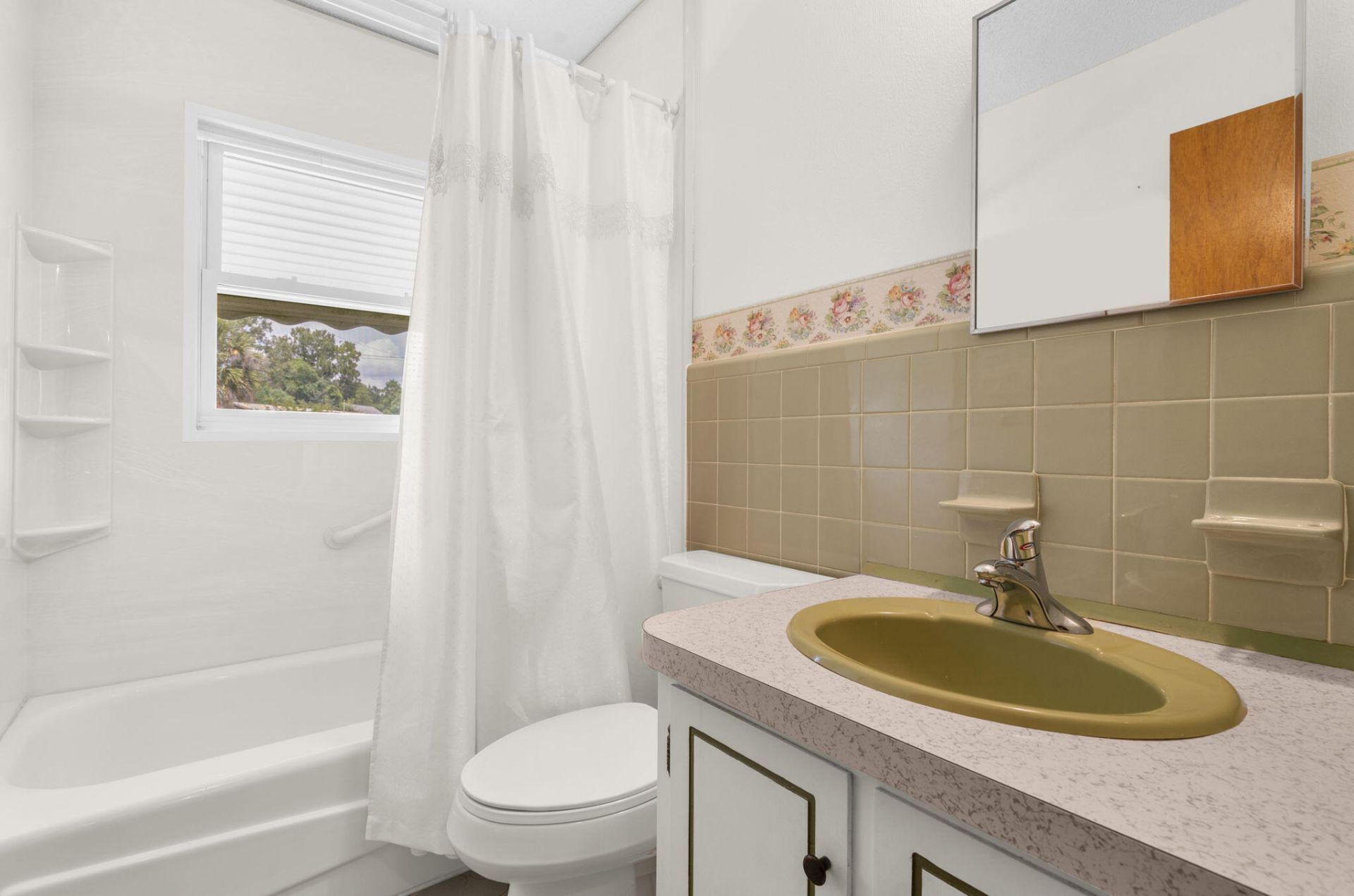 2 Elberton Avenue Photo 16