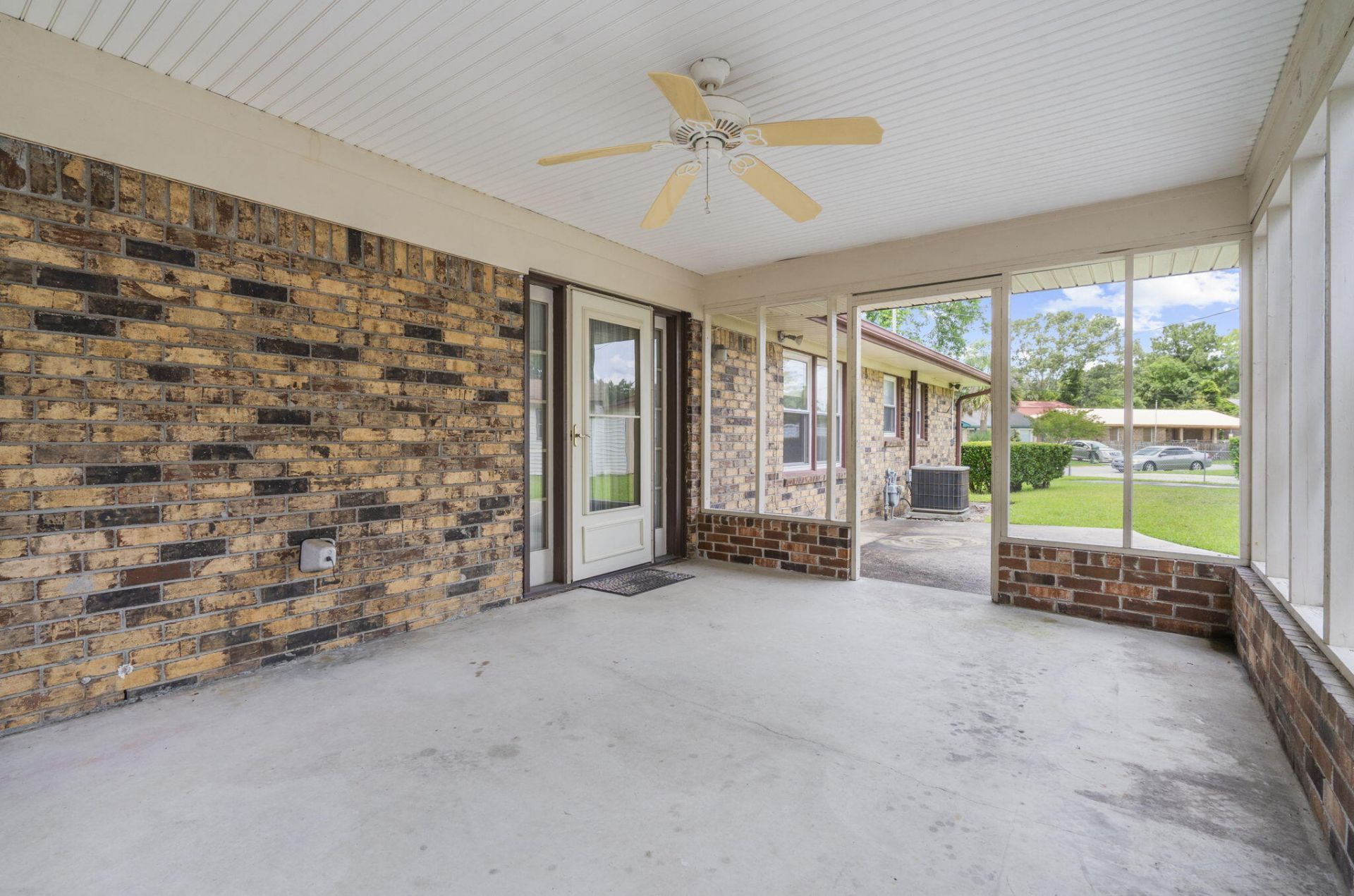 2 Elberton Avenue Photo 25
