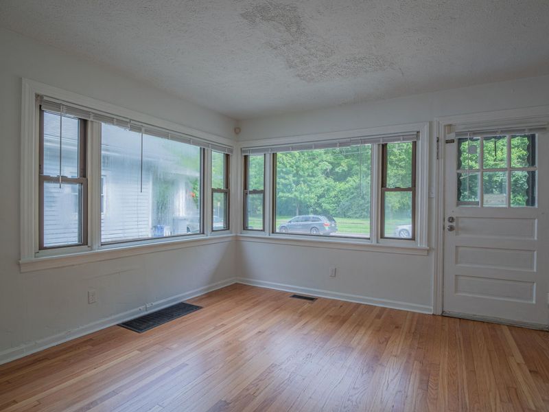 2883 Madison Avenue, Latonia, KY 41015 Photo 5