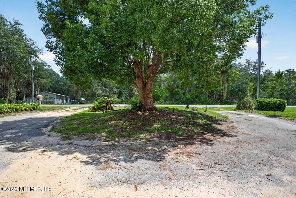 157 Ida Boulevard, Interlachen, FL 32148 Photo