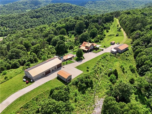 413 Madison 1555 , Eureka Springs, AR 72632
