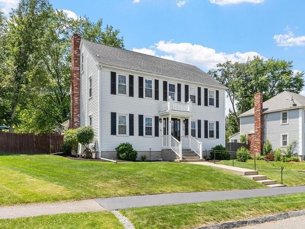 4 Scarlet Circle, Haverhill, MA 01835