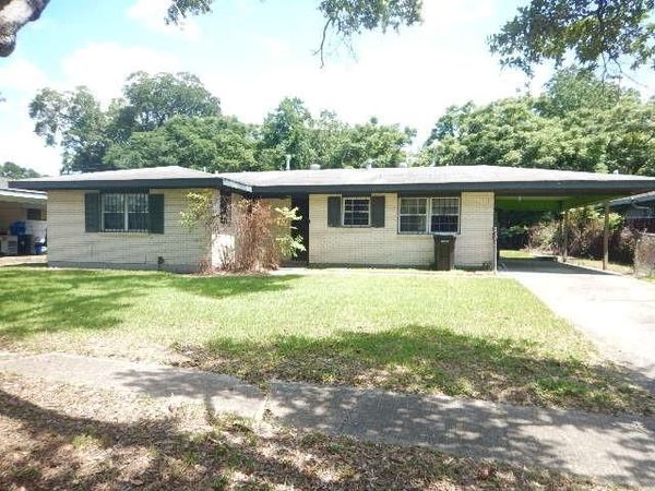 6100 STRATFORD Place , New Orleans, LA 70131