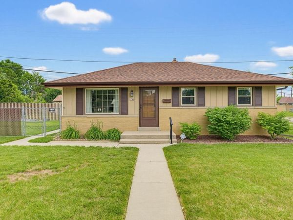 6346 N 80th STREET, Milwaukee, WI 53218