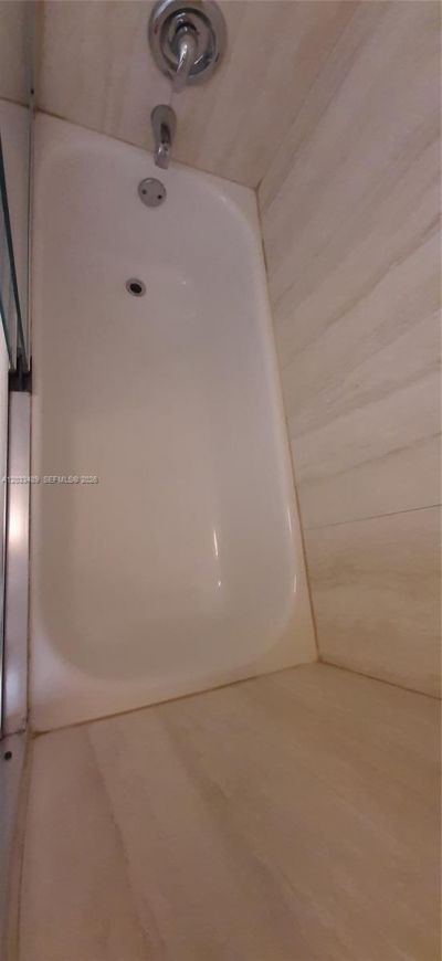 16919 N Bay Rd, Unit 608, Sunny Isles Beach, FL 33160 Photo