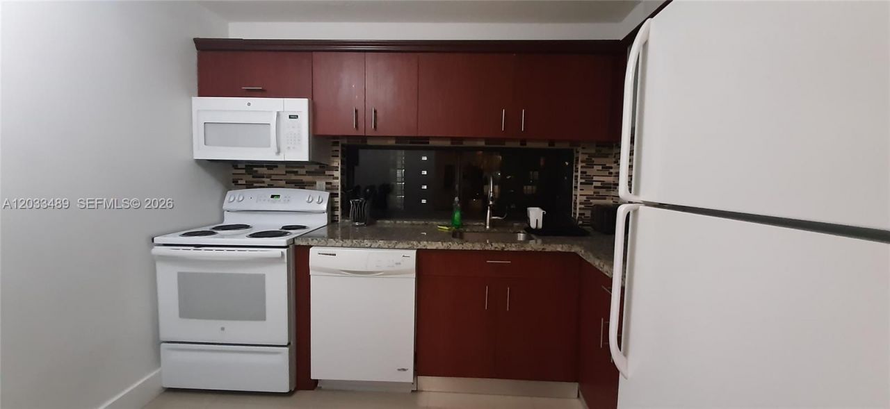 16919 N Bay Rd, Unit 608, Sunny Isles Beach, FL 33160 Photo