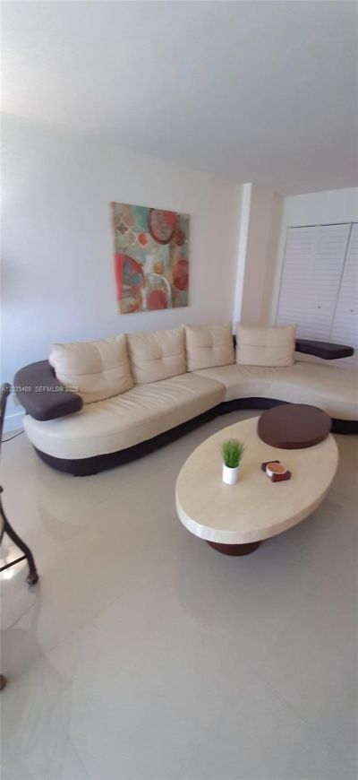 16919 N Bay Rd, Unit 608, Sunny Isles Beach, FL 33160 Photo