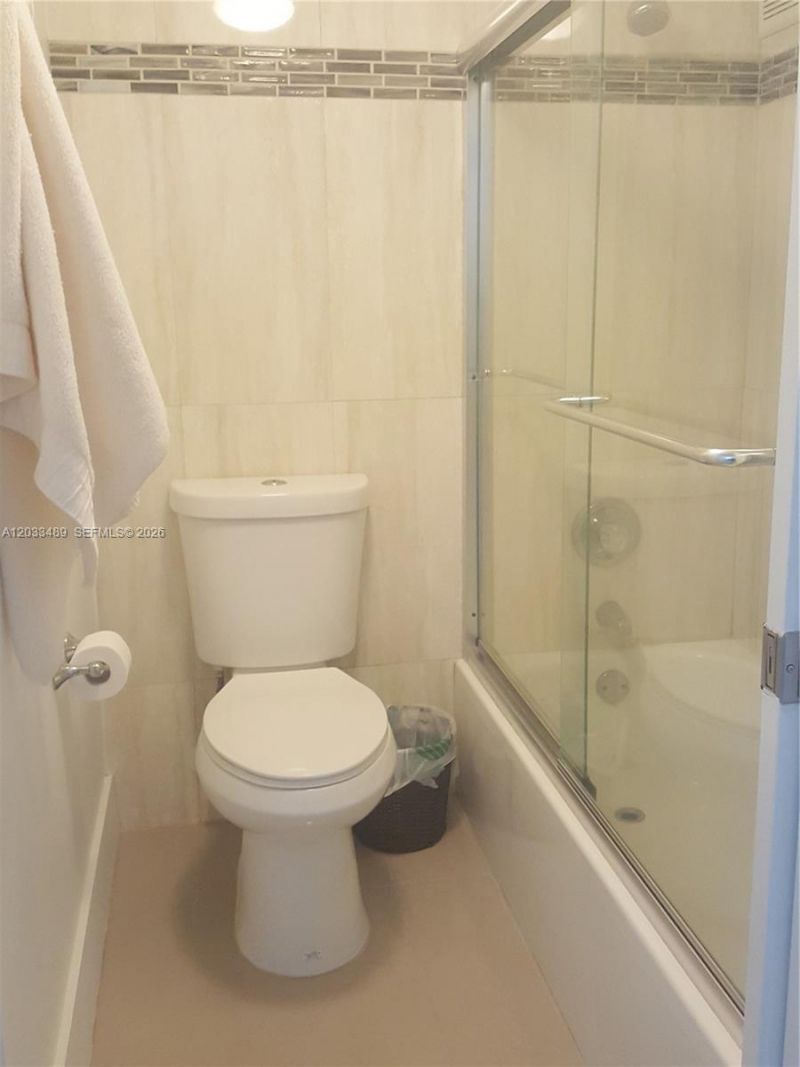 16919 N Bay Rd, Unit 608, Sunny Isles Beach, FL 33160 Photo