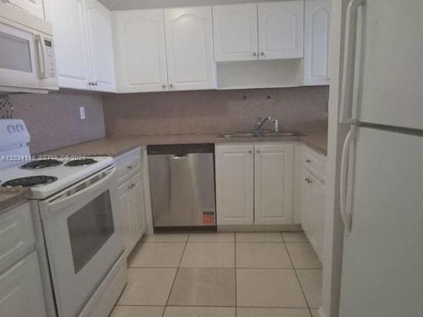 6940 Miami Gardens Dr , Unit 1-522, Hialeah, FL 33015