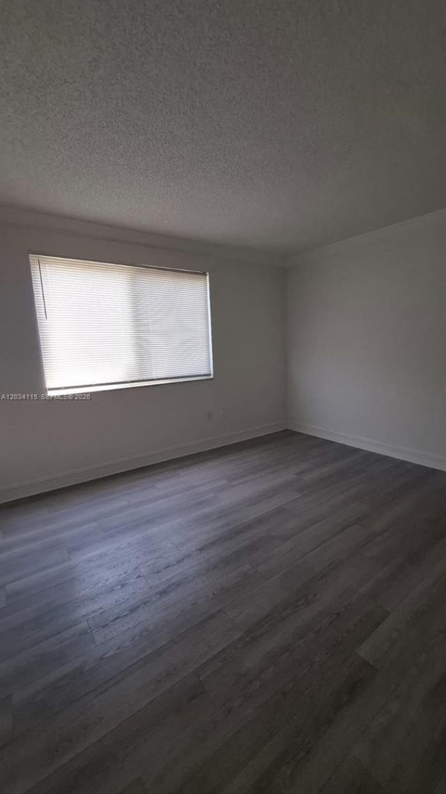 6940 Miami Gardens Dr , Unit 1-522, Hialeah, FL 33015 Photo