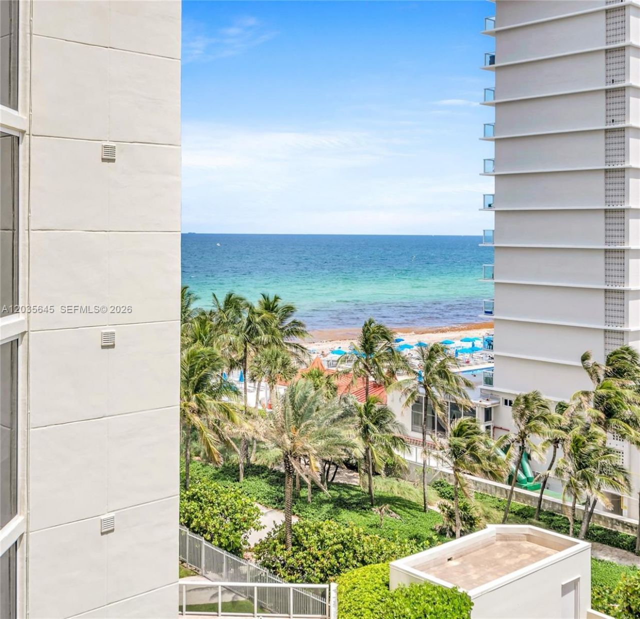 19333 Collins Ave, Unit 709, Sunny Isles Beach, FL 33160 Photo