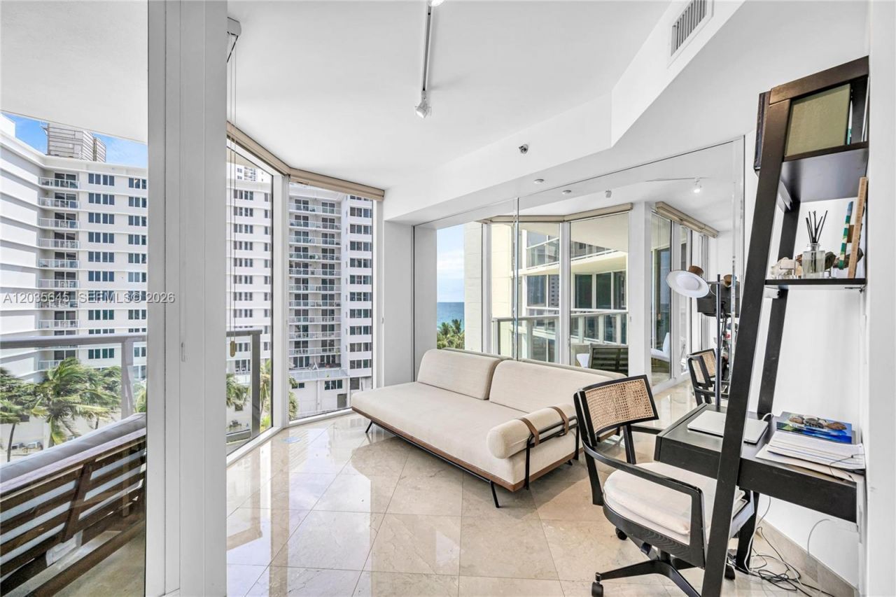 19333 Collins Ave, Unit 709, Sunny Isles Beach, FL 33160 Photo