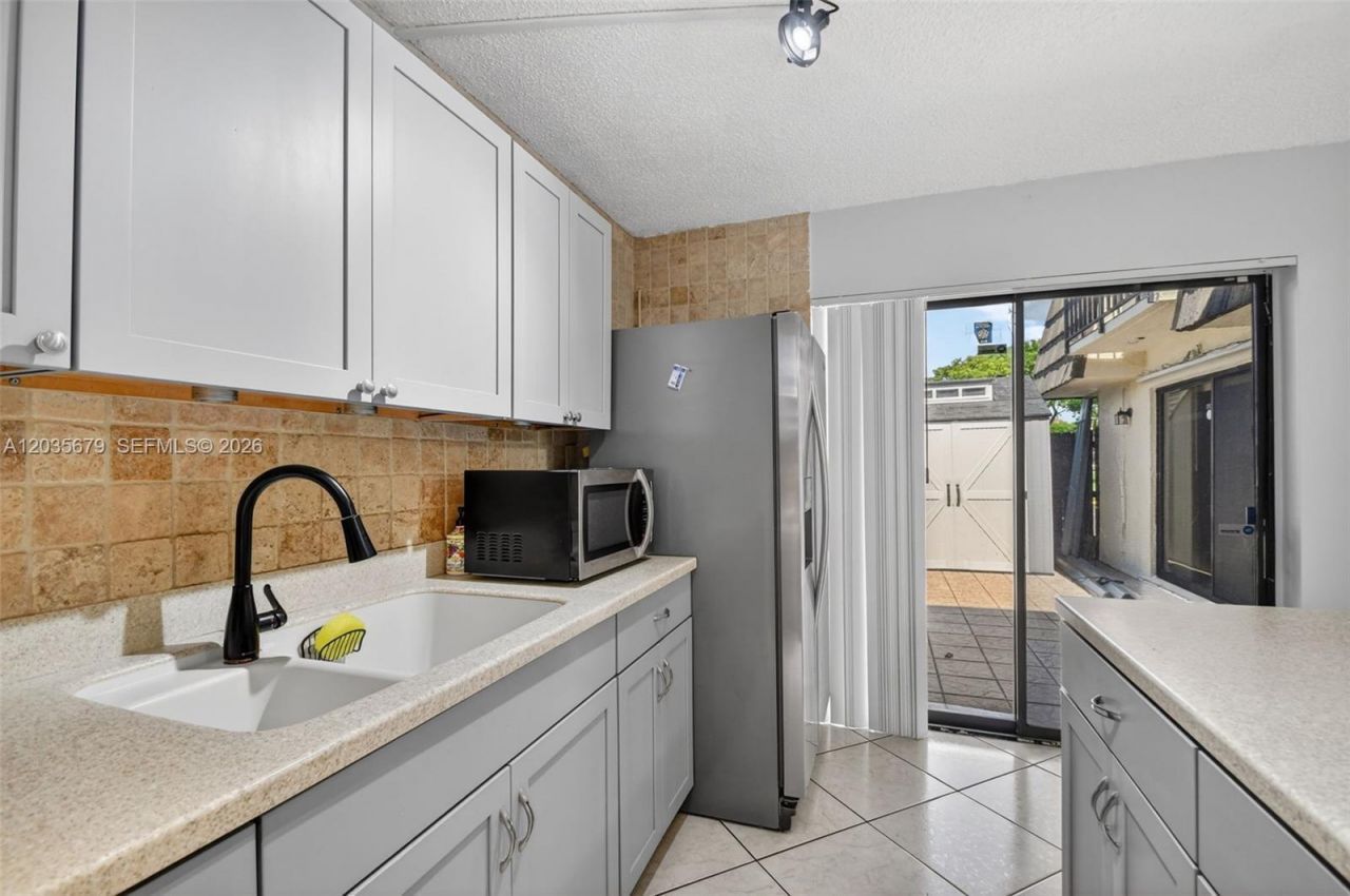 1534 Forest Lakes Cir , Unit A, West Palm Beach, FL 33406 Photo