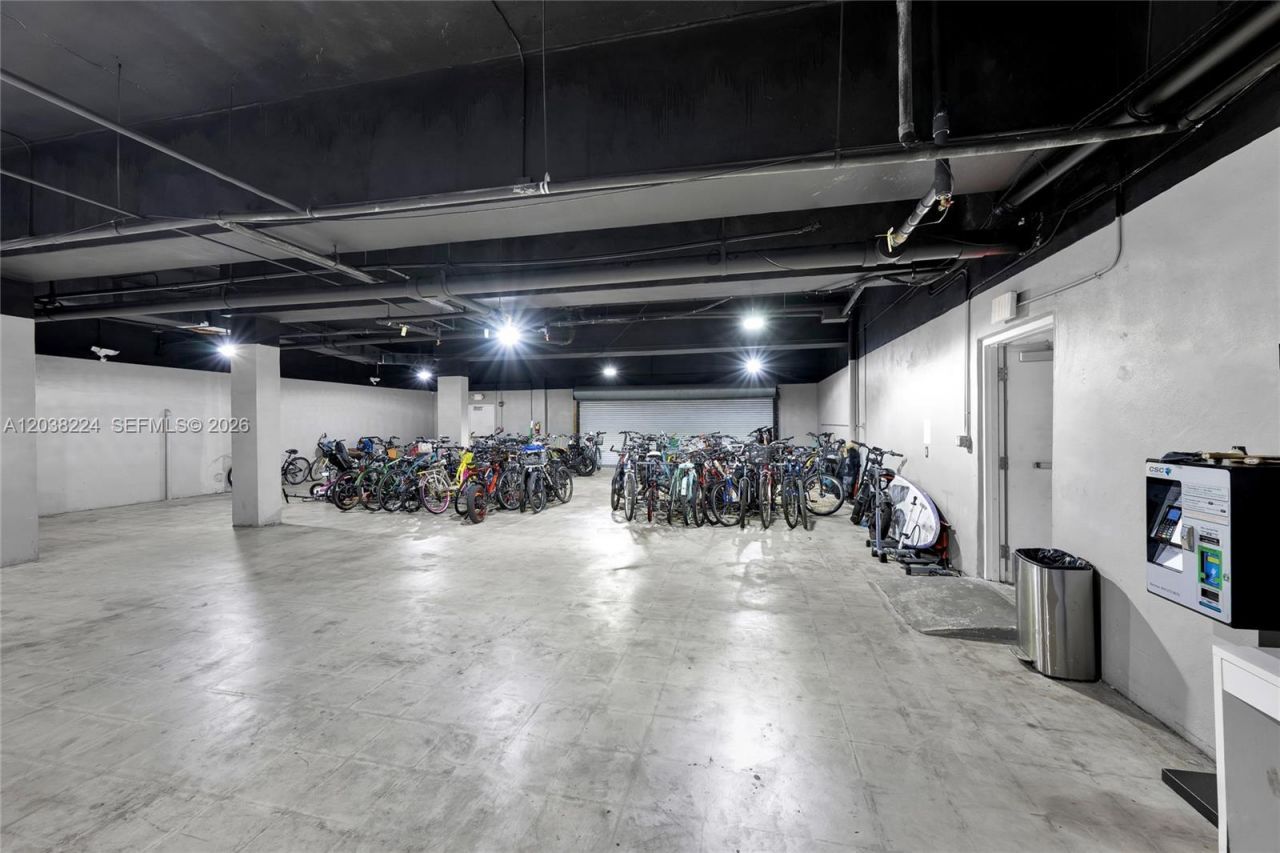 1020 Meridian Ave, Unit 715, Miami Beach, FL 33139 Photo
