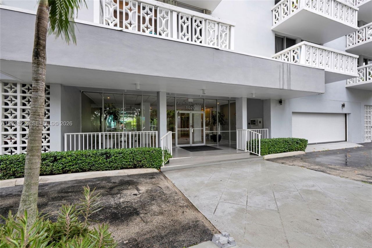 1020 Meridian Ave, Unit 715, Miami Beach, FL 33139 Photo