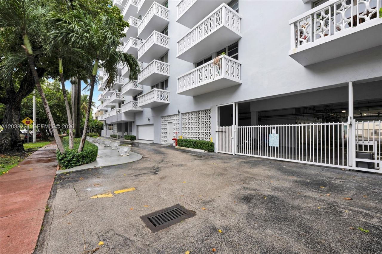 1020 Meridian Ave, Unit 715, Miami Beach, FL 33139 Photo