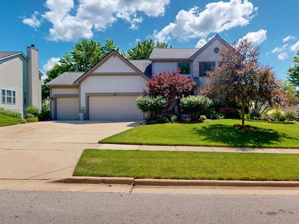 845 Red Barn Lane, Elgin, IL 60124