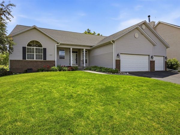 2045 Newcastle Road, Marion, IA 52302